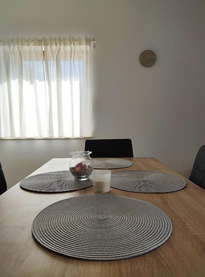Apartments Leticia Vrsi Zewnętrze zdjęcie