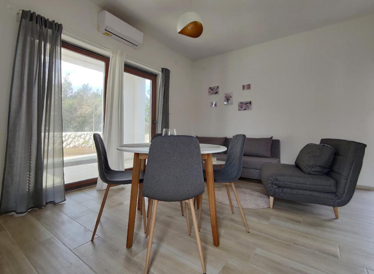 Apartments Leticia Vrsi Zewnętrze zdjęcie