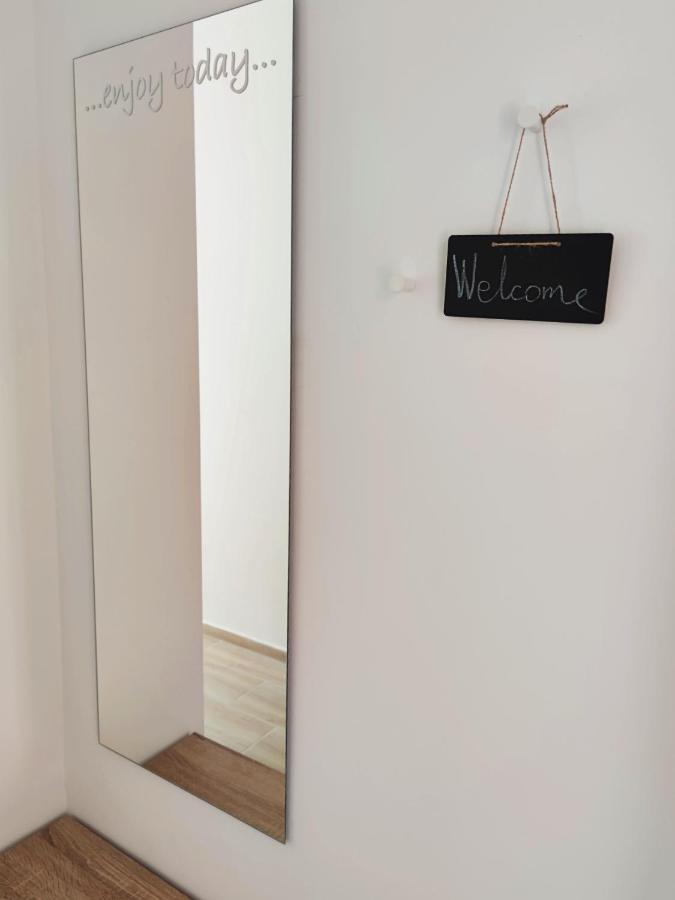 Apartments Leticia Vrsi Zewnętrze zdjęcie