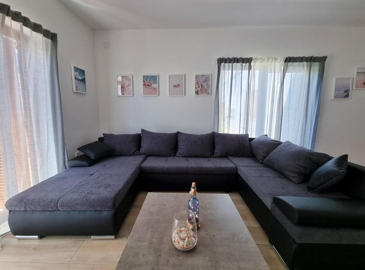 Apartments Leticia Vrsi Zewnętrze zdjęcie